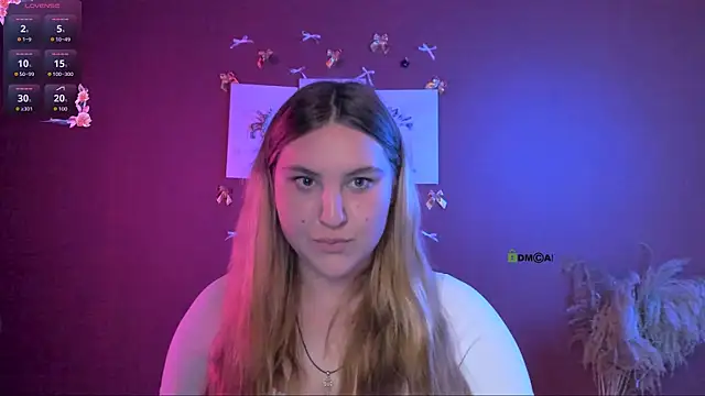 dina bloom  online show from January 14, 5:18 pm