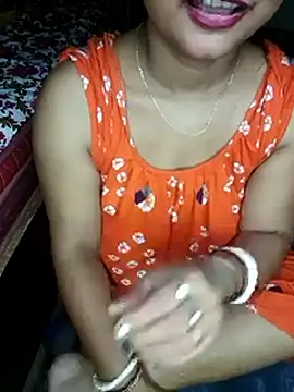 MAHI066 online show from May 12, 10:05 pm