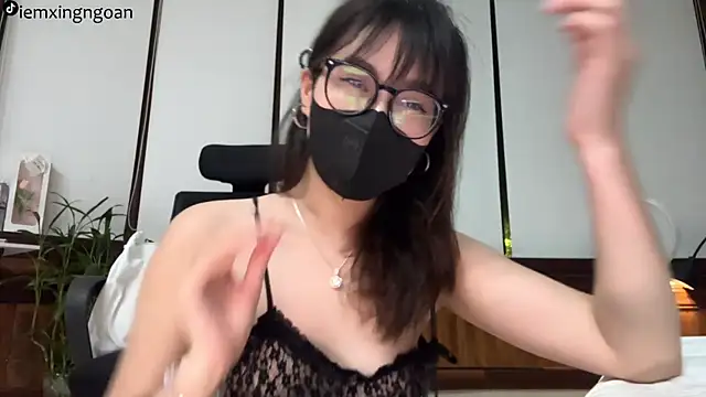 T-Nana online show from April 9, 3:17 pm