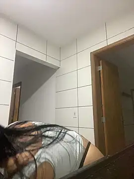 Nini  online show from February 9, 10:23 pm