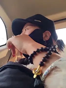 zzdd999 online show from February 13, 2:13 am