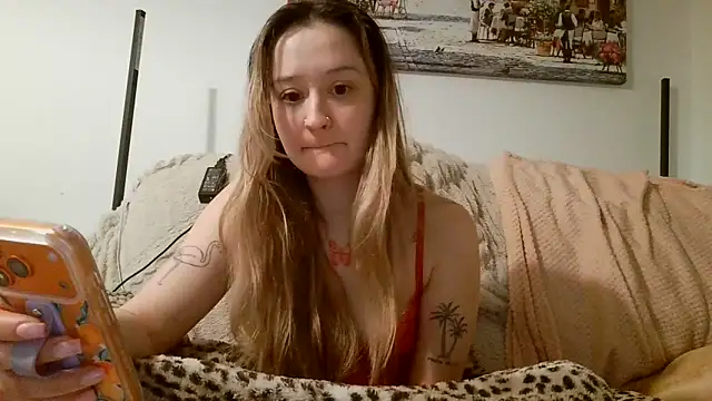 LilyLuck  online show from February 8, 11:07 pm