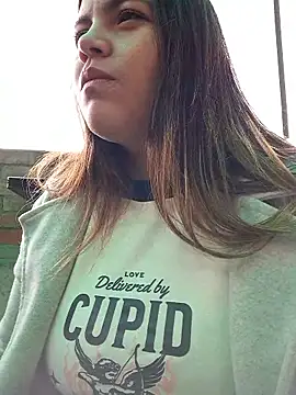 Ivy enjoy online show from February 4, 9:40 pm