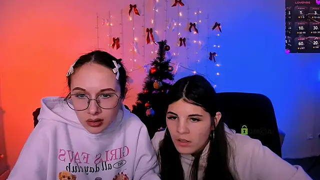 lizzie boom  online show from January 8, 8:02 pm