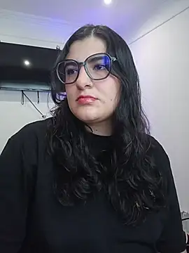 ahrianabluff online show from February 16, 8:09 pm