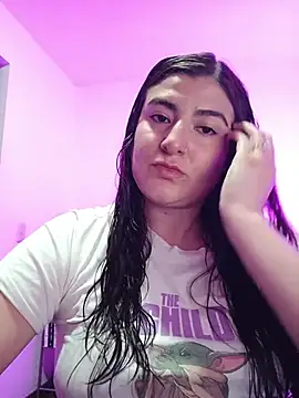 ahrianabluff online show from July 28, 9:14 pm