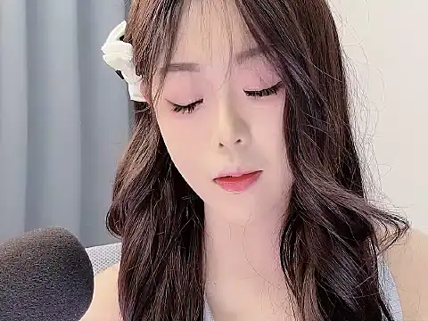 smalldaisy online show from January 16, 2:51 am