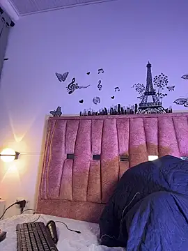 Violetta Moretti online show from March 4, 1:45 am