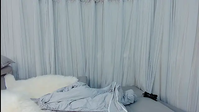 HCOCO online show from February 10, 1:36 pm