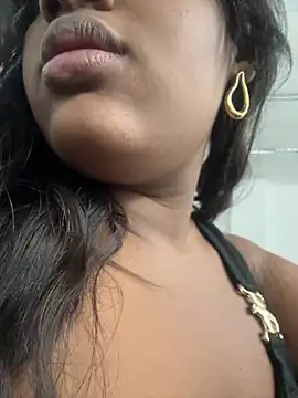 amorasecy online show from March 30, 7:13 pm