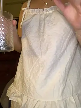 Sofiababy22 online show from March 27, 3:13 pm