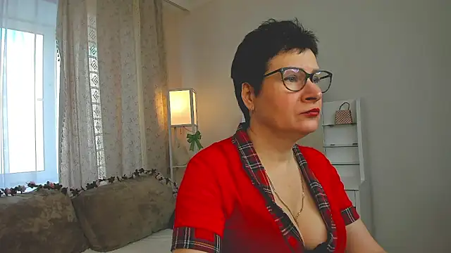 JennyMons online show from April 5, 2:21 am