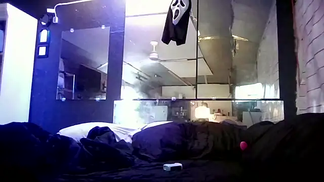 Bigbrowneyes25 online show from March 1, 6:29 pm