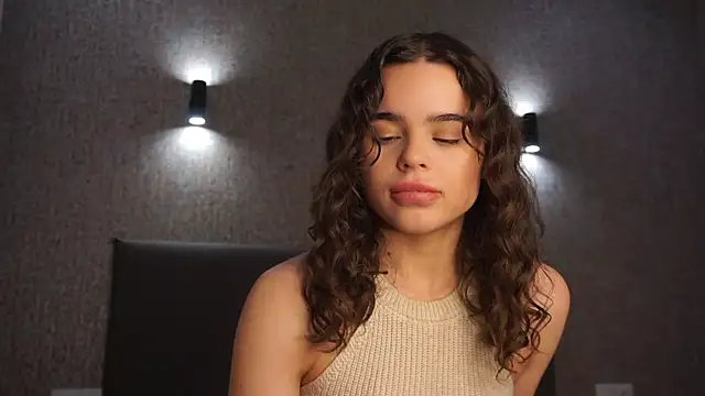 linclars online show from February 10, 1:47 pm