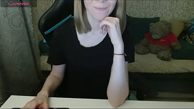 -Milamanka- online show from March 11, 5:15 pm