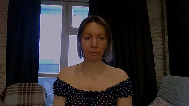 Amanda Luxe online show from February 11, 5:31 am