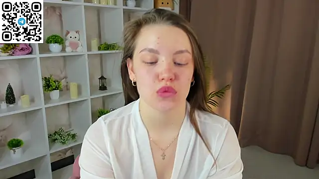 TessaDavidson online show from February 4, 6:49 am