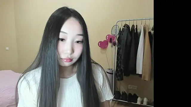 Amane Yuki online show from February 28, 6:29 pm