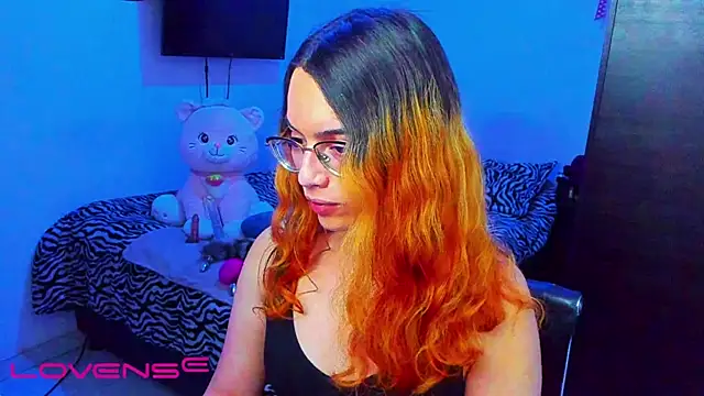 lillykittyyy online show from March 25, 3:12 am