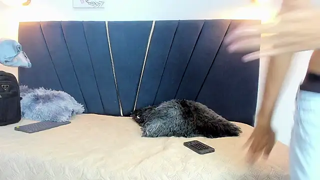 yago 77 online show from January 16, 1:18 pm