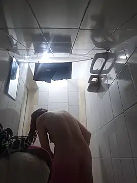 cintia love online show from April 8, 10:12 pm