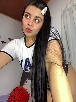 sophyy white online show from July 5, 5:46 am