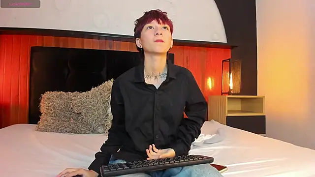 Jessi Suho online show from January 15, 8:26 pm