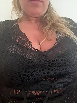 Kikkarella123 online show from June 1, 12:29 pm