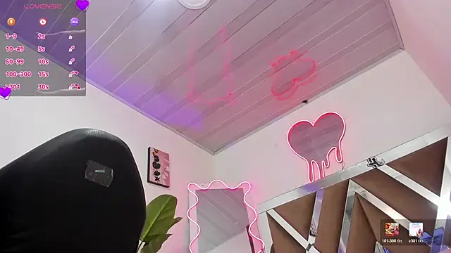 sharlot tay1 online show from February 25, 7:18 am