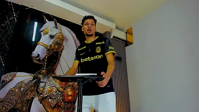 Lucas hot 20 online show from March 4, 11:50 am