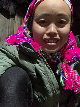 hinicky-0 online show from January 8, 10:30 am