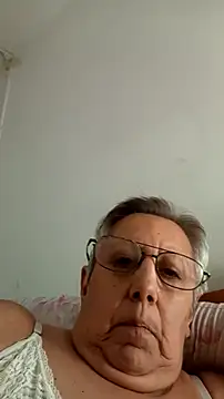 Marce1903 online show from February 10, 4:37 am