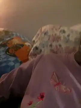 SugarNCinnamon online show from March 2, 11:43 pm