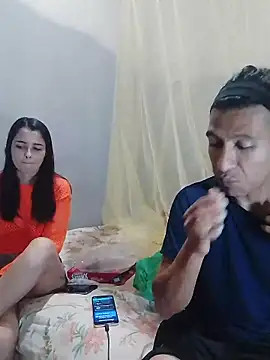 Rodrigohernan19 online show from May 3, 3:32 am