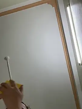 Liness101 online show from February 18, 12:04 pm