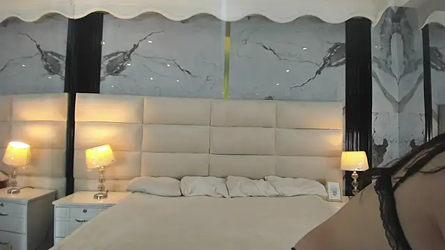 MiaVolkova online show from April 18, 2:58 am