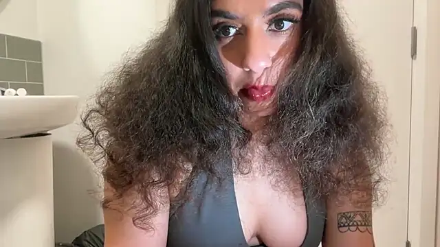 fayfay21xh online show from March 17, 6:45 pm