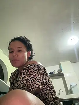 lannabellx online show from February 27, 2:55 am