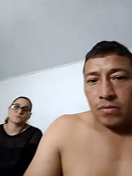 natalliecoopers online show from February 10, 3:42 am