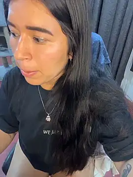 Minico25 online show from April 19, 6:13 am