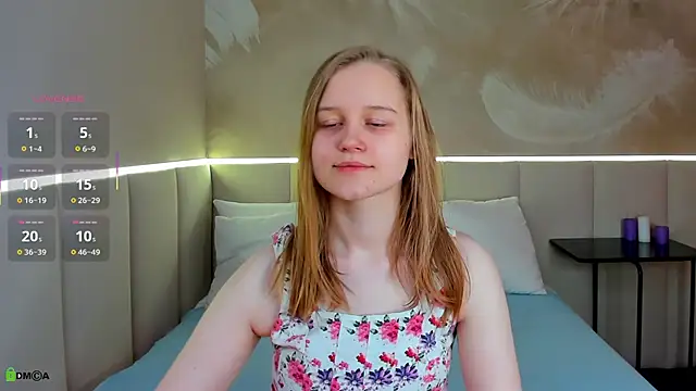 ArtsyMaree online show from January 11, 2:05 am