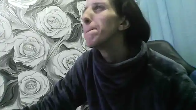  wolfxsnowy  online show from February 2, 12:48 pm