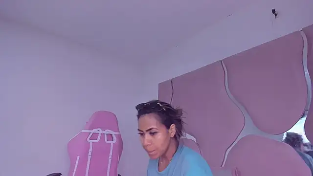 sharithasm online show from April 10, 9:10 pm