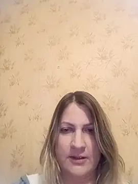 Stephania77727 online show from January 5, 9:07 pm