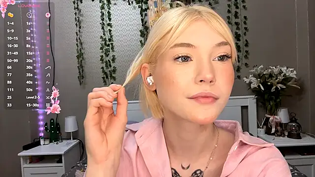 LlsabethHaze online show from February 17, 2:16 pm