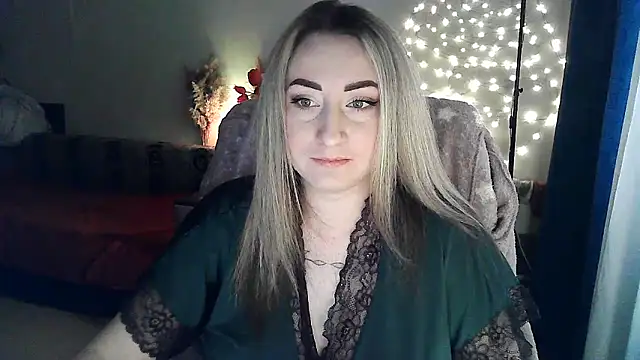 FoxyAnn12 online show from April 23, 11:39 am