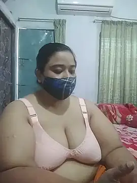 momo loves online show from April 7, 4:47 am