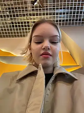 AshleyMur online show from April 11, 6:19 am