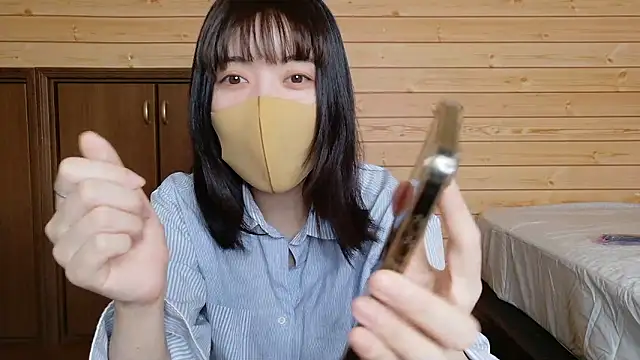 minami room online show from June 25, 5:34 am