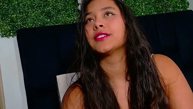 AnnaSmiles online show from April 14, 9:37 pm